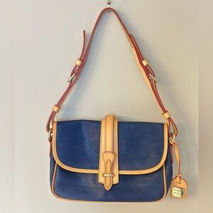 Vintage Dooney & Bourke All-Weather Leather Equestrian shoulder bag, navy & tan